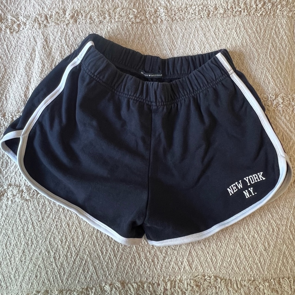Brandy Melville ‘New York’ shorts